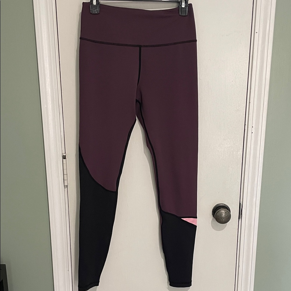 ZYIA Active Purple and black color block Leggings